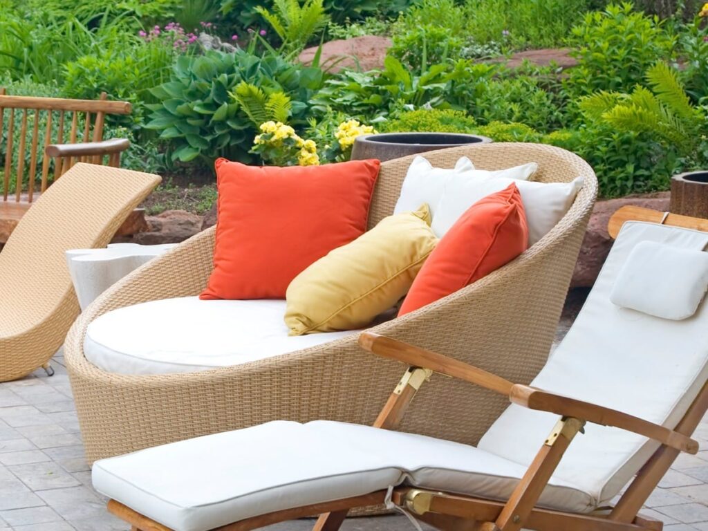 Garden seating upholstery